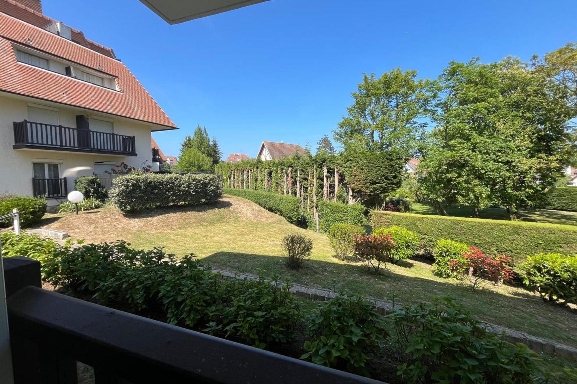 Appartement 37M With Terrace And Garden Near The Sea à Cabourg Extérieur photo